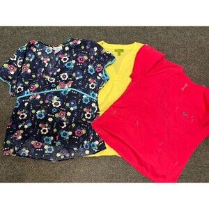 Lot of 3  Womens Medical (Sb / crocs / Med Co)  Scrub Tops Sz Xl